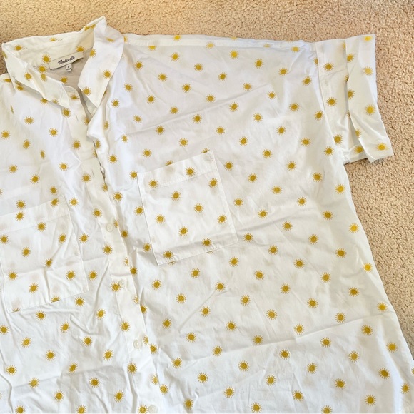 Madewell medium Sun Embroidered Courier button up Shirt - Picture 8 of 14